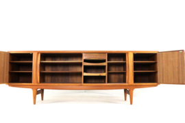 Johannes Andersen voor Uldum sideboard model 19