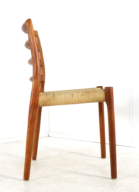 Set 4 Niels Otto Møller voor J.L. Møllers Møbelfabrik model 85