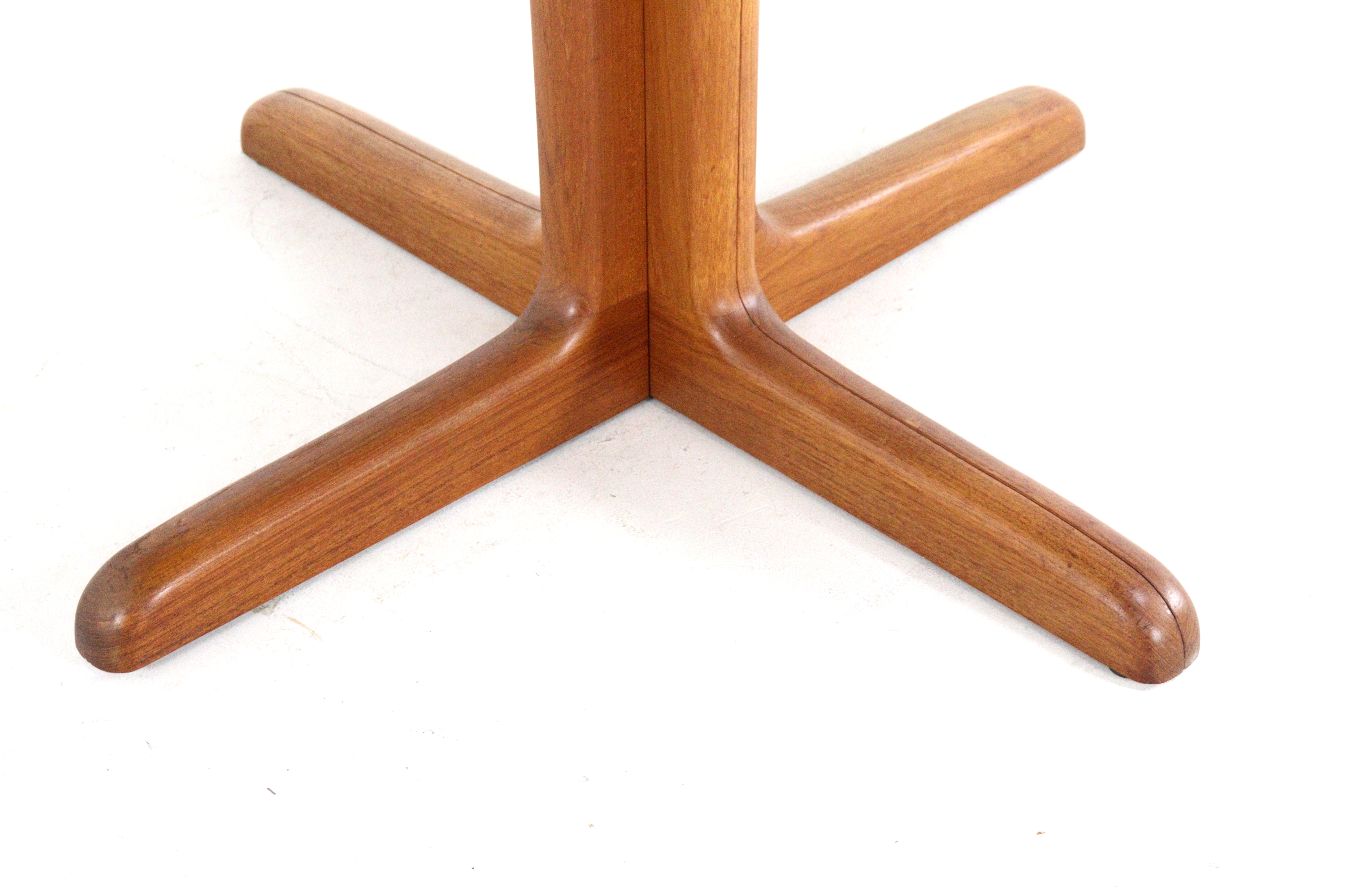 Langeskov möbelfabrik ronde 2x verlengbare eettafel 'Tvis'