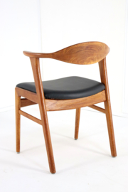 Set van 4 Erik Kirkegaard voor Høng Stolefabrik stoelen model 49