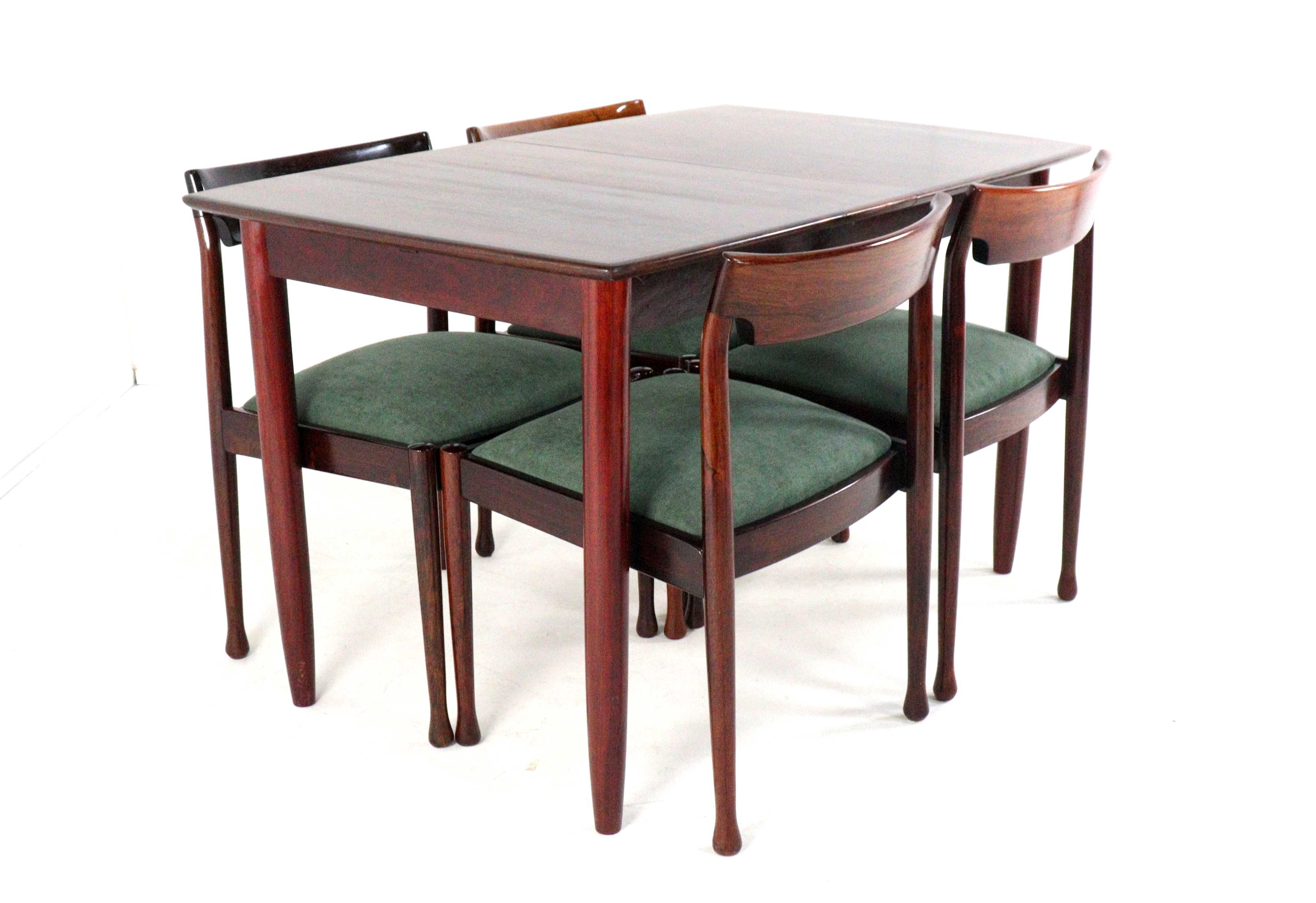 Set van 4 palissander stoelen + eettafel