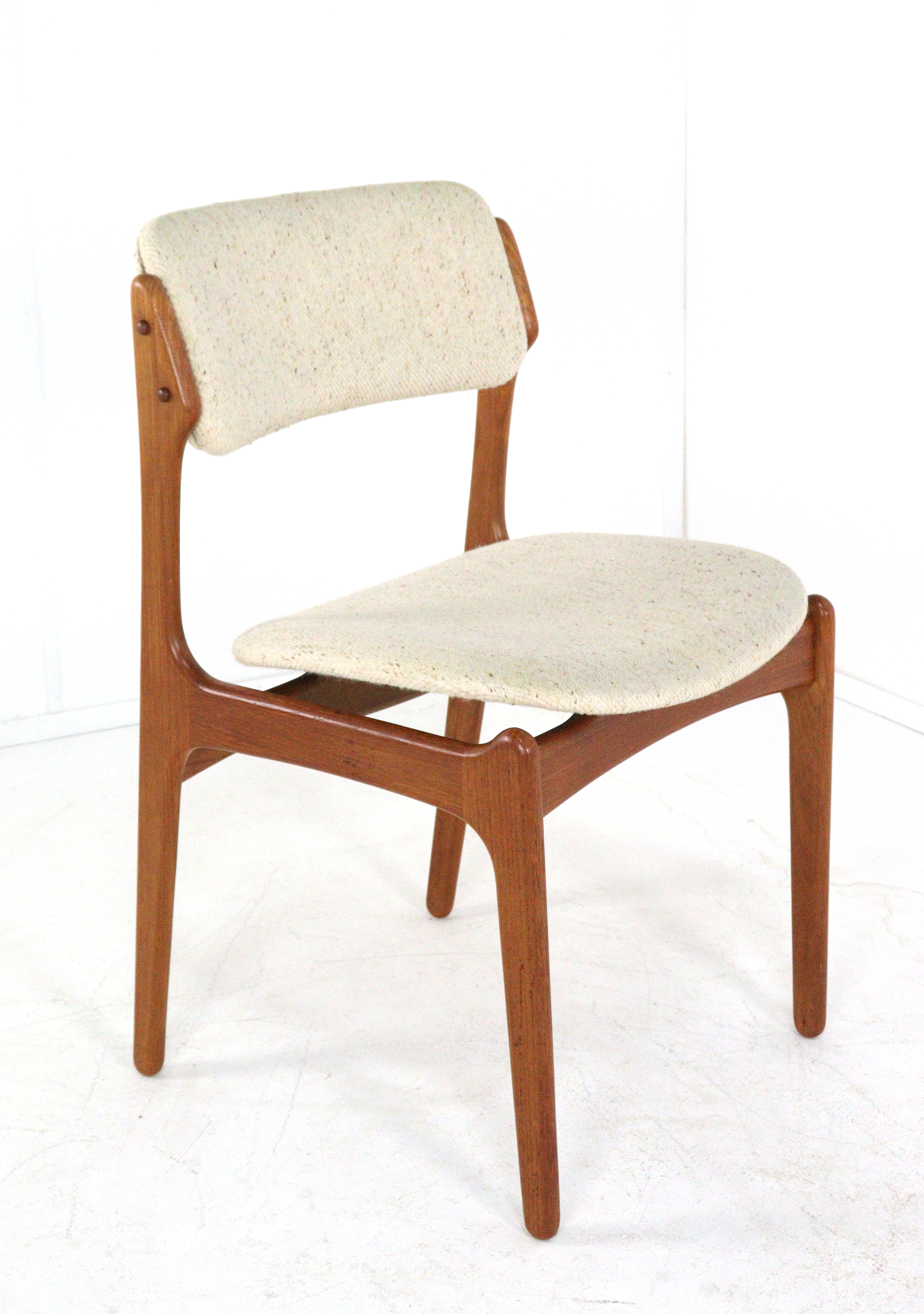 Set van 6 Erik Buch stoelen voor O.D. Møbler 'Bur'