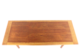 Teak met eiken salontafel