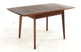 Verlengbare rechthoekige Nederlandse eettafel