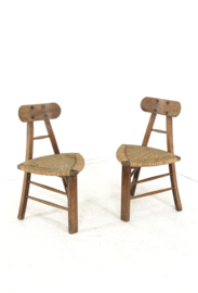 Set van 2 brutalist tripod stoelen