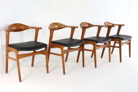 Set van 4 Erik Kirkegaard voor Høng Stolefabrik stoelen model 49