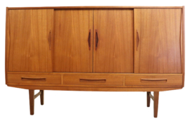 Deens highboard 'Tjebberup'