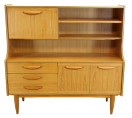Stateroom for Stonehill highboard 'Tisbury'