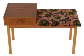 Gossip bench 'Vajkijaur'