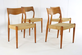 Set van 4 eetkamerstoelen Fristho Team naar Niels O Möller model 71
