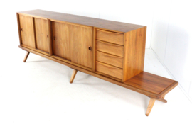 Rudolf B. Glatzel voor Fristho Franeker sideboard | 240 cm