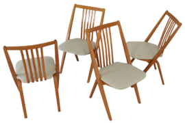 Set van 4 Zweedse eetkamerstoelen 'Hakafot'