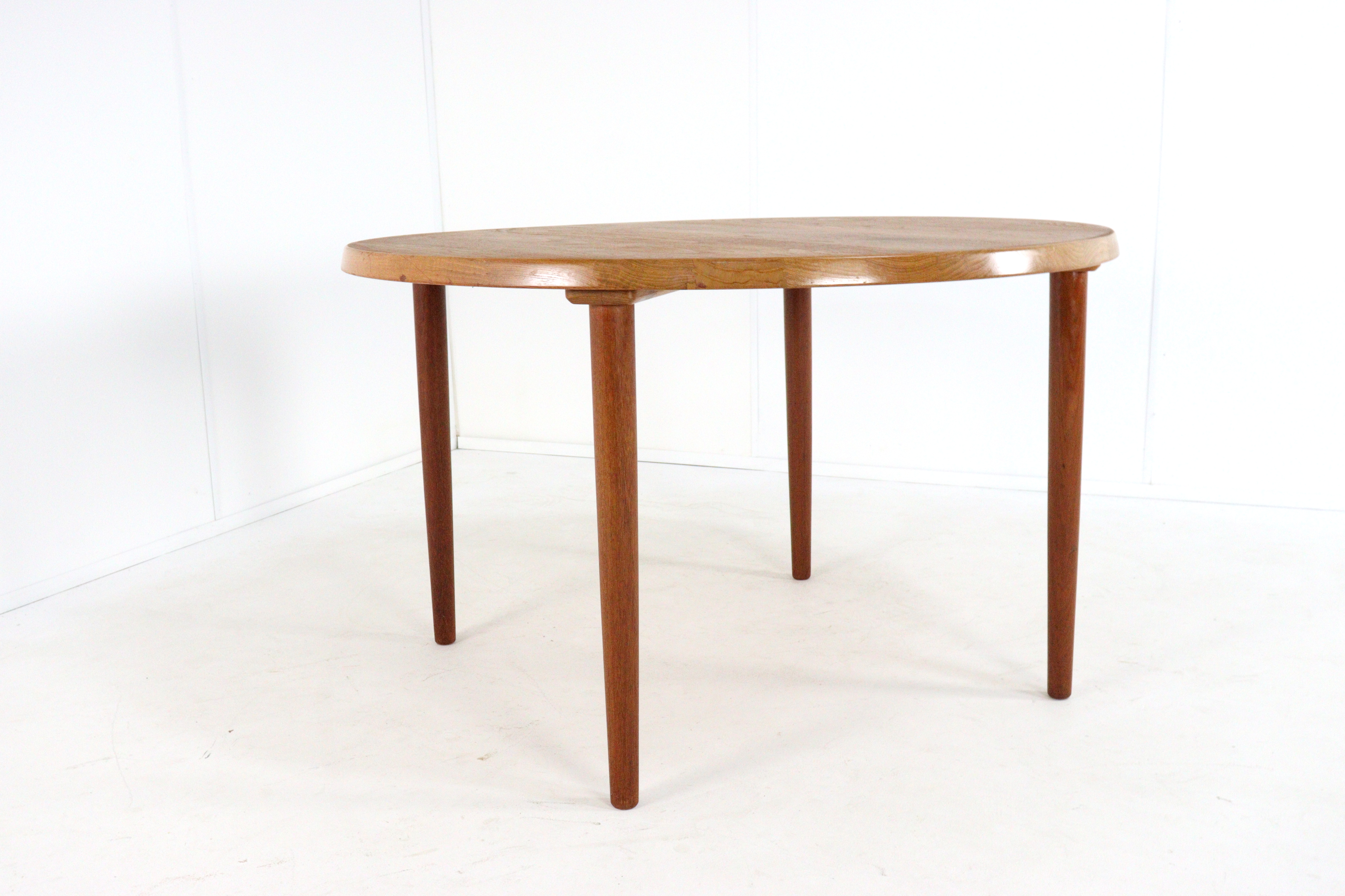 Deense ronde eettafel 'Horne'