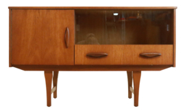 Compact sideboard met glas 'Tarleton' | 121.5 cm