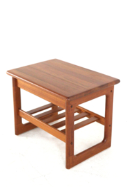 Dyrlund bijzettafel / bijzetkastje