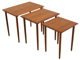 Set nesting tables 'Follenslev'