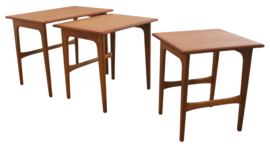 Nesting tables 'Wilp'