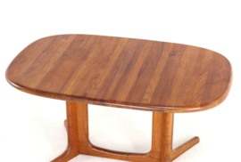 Glostrup ovalen 2x verlengbare eettafel 'Lindknud'