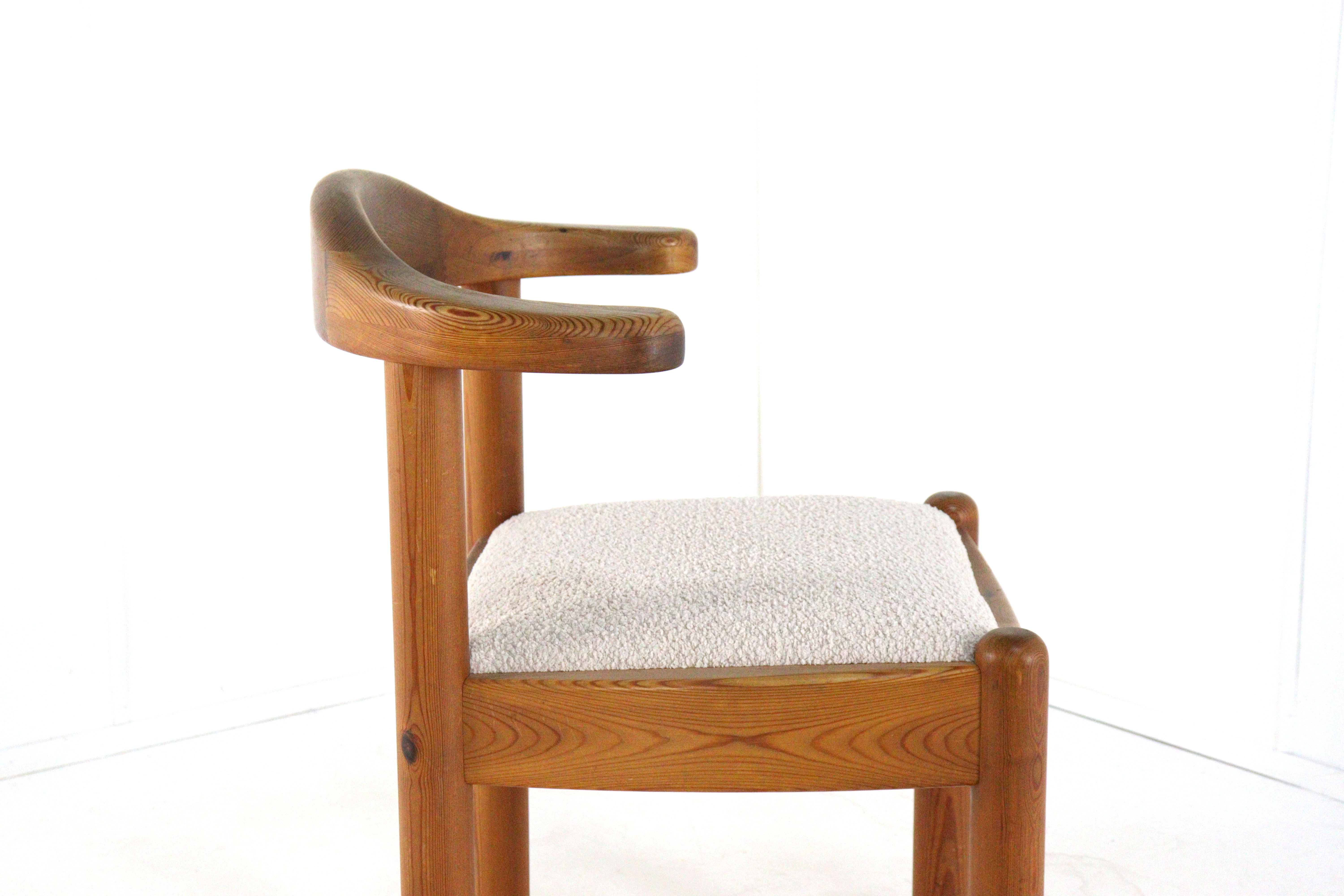 Set van 4 Vamdrup eetkamerstoelen 'Boestofte'