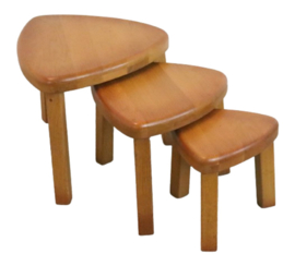 Nesting tables 'Manderveen'