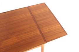 Compacte Poul Hundevad voor Hundevad & Co verlengbare eettafel