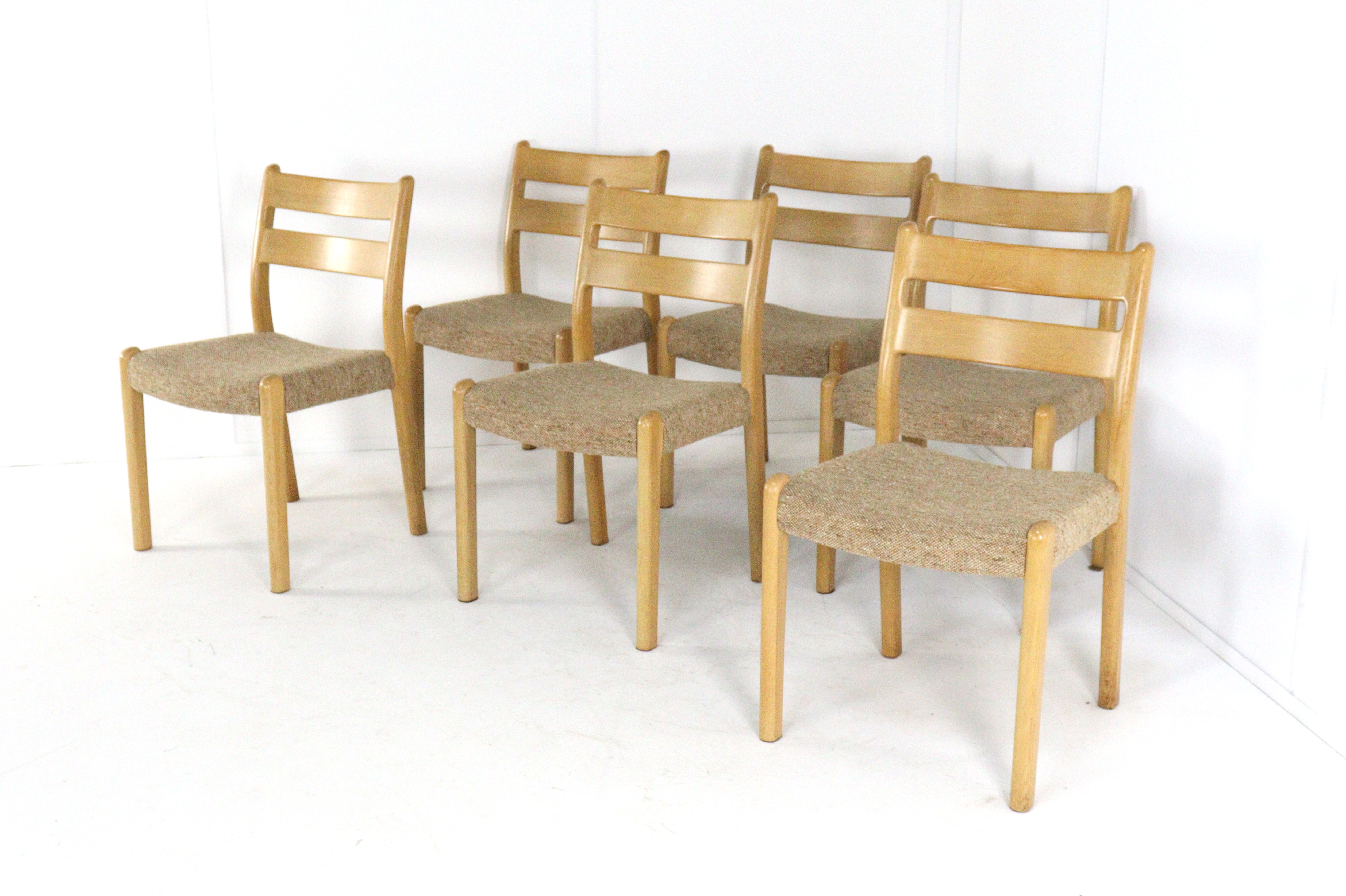 Set van 6 eiken EMC mobler stoelen 'Lem'