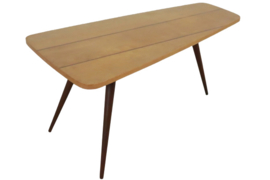 Coffee table 'Vossenberg'