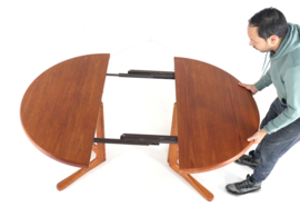 McIntosh 2x verlengbare ronde eettafel  'Crieff'