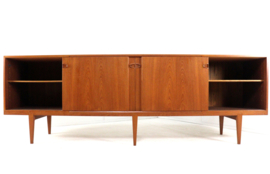 Henry Rosengren Hansen voor Brande Møbelindustri sideboard model 49 | 240 cm