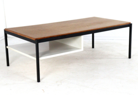 Coen de Vries voor Gispen salontafel