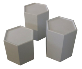Set van 3 hexagon zuilen
