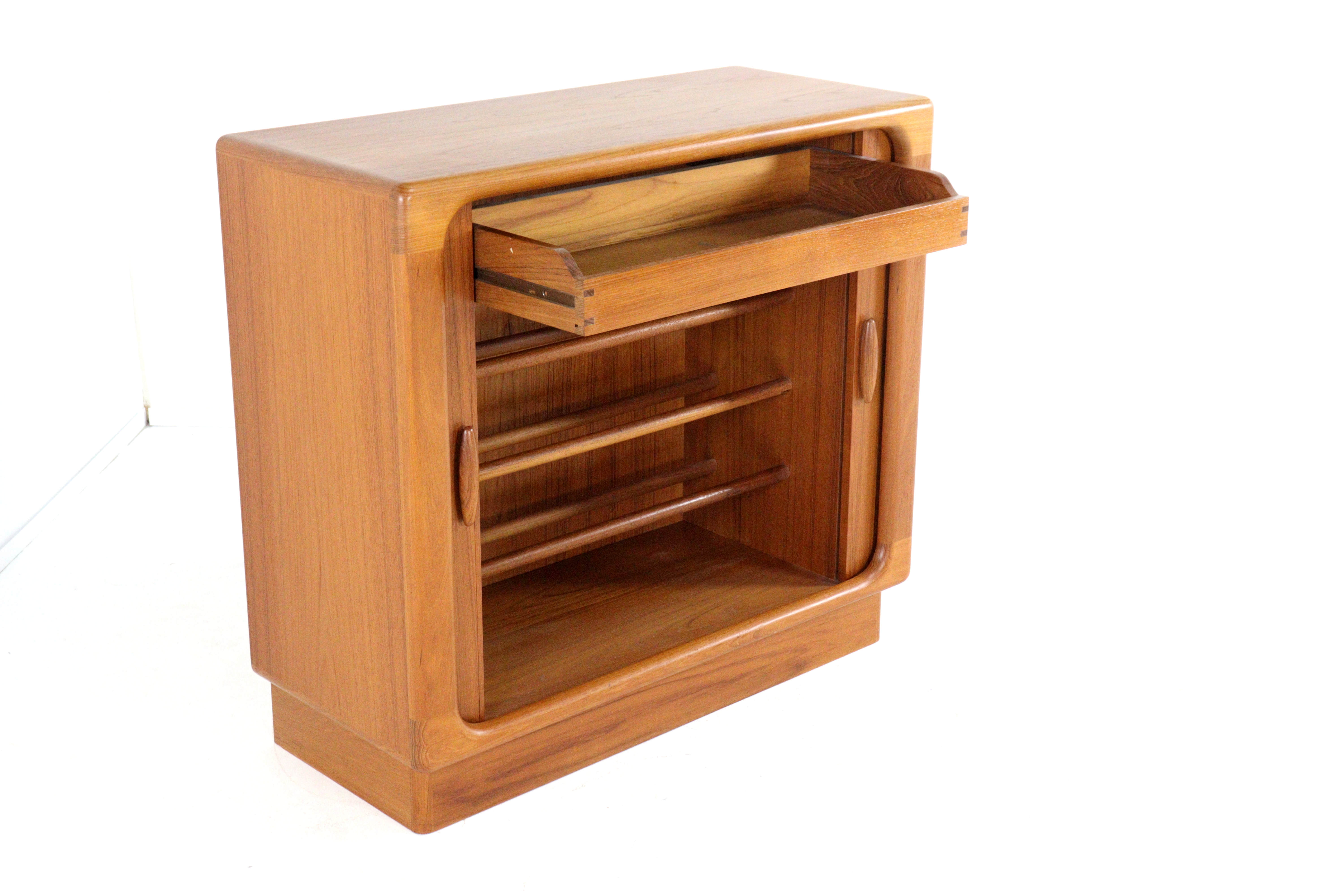 Dyrlund schoenenkast 'Aggebo'