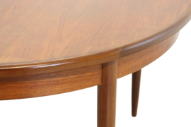 G-Plan ronde eetkamertafel 'Burnstones'