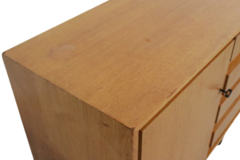 Compact Sideboard / Kast  'Calberlah'