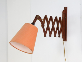 Houten schaarlamp