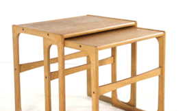 Set of 2 eiken nesting tables