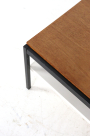 Coen de Vries voor Gispen salontafel