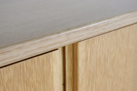 Eiken compact sideboard 'Finne'
