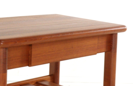 Dyrlund bijzettafel / bijzetkastje