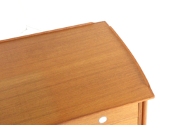 Dyrlund bureau