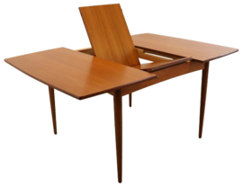 Vierkant verlengbare eettafel 'Nyby'