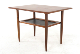 R.S. associates of  Montreal bijzettafel