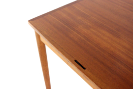 Compacte Poul Hundevad voor Hundevad & Co verlengbare eettafel