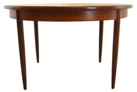 G-Plan ronde eetkamertafel 'Burnstones'