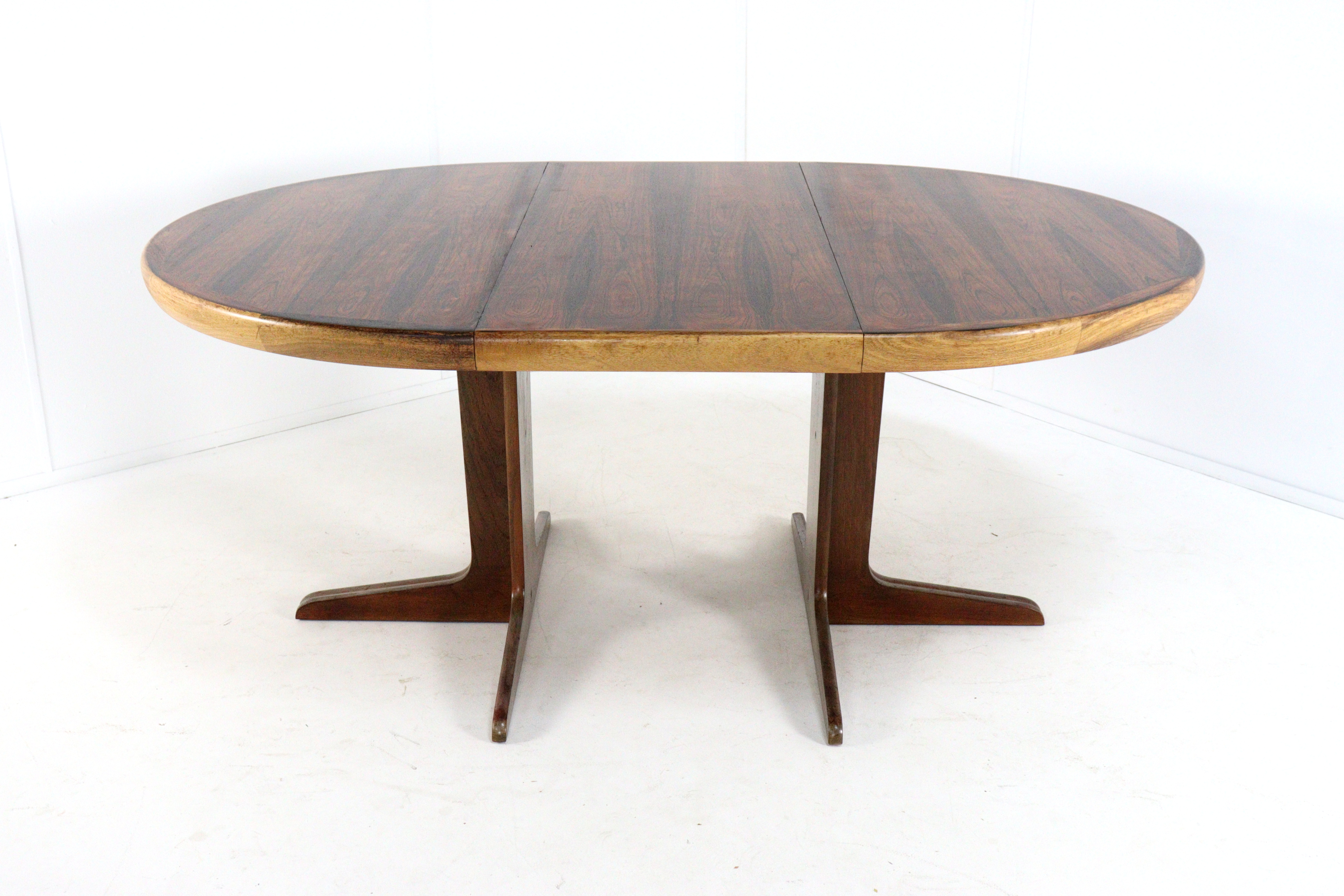 Ronde palissander verlengbare eettafel 'Timring'
