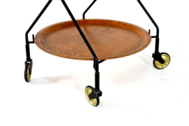 Trolley met losse ronde dienbladen in de stijl van Jie Giantofte