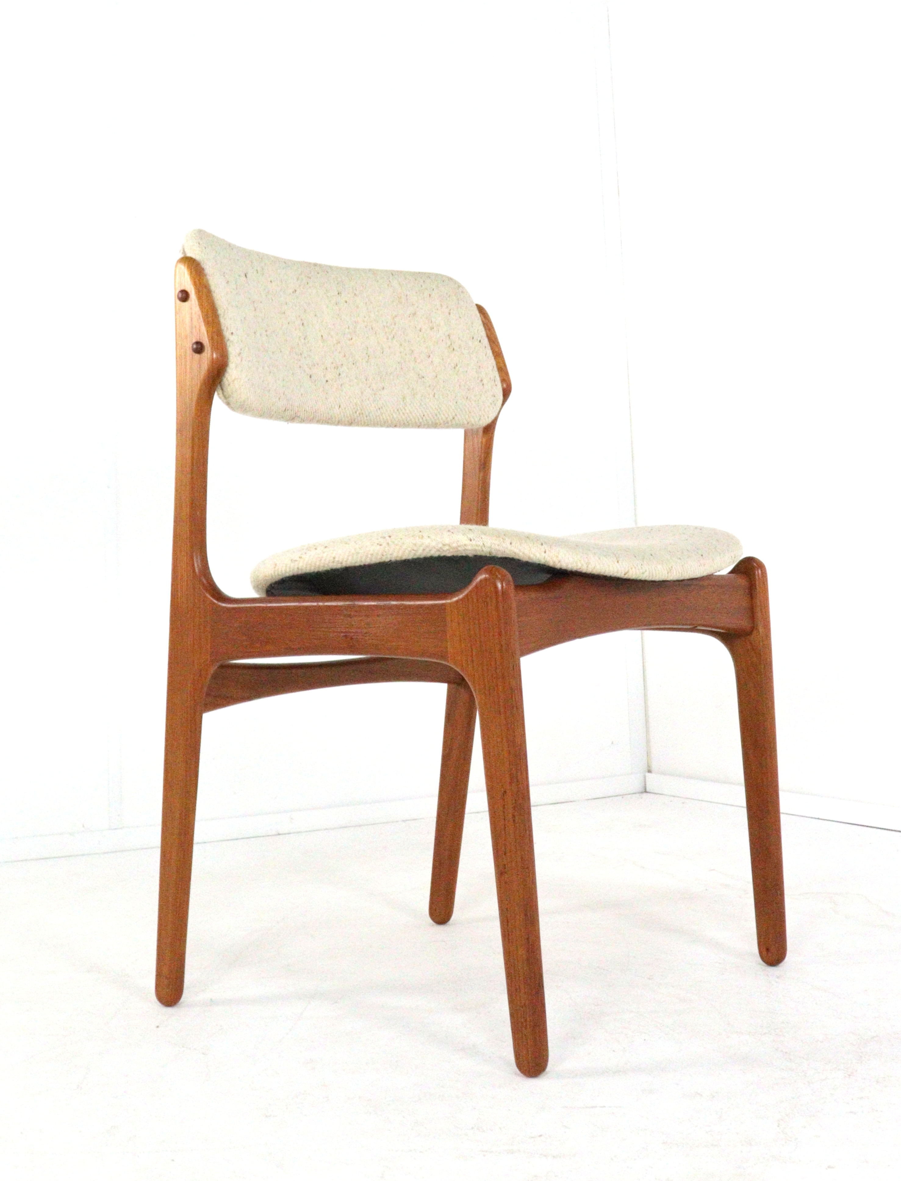 Set van 6 Erik Buch stoelen voor O.D. Møbler 'Bur'