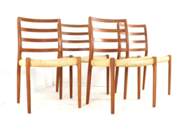 Set 4 Niels Otto Møller voor J.L. Møllers Møbelfabrik model 85