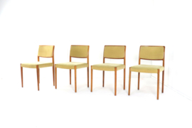 Set van 4 Niels O Möller model 80 stoelen