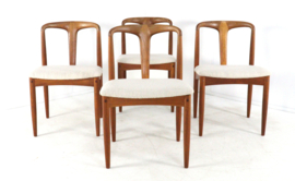 Set van 4 Johannes Andersen voor Uldum Juliane stoelen